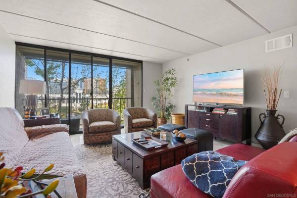 1333 8Th Ave #407, San Diego, CA 92101