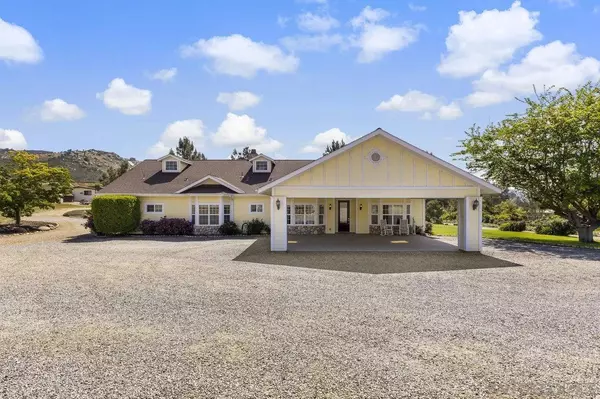 3232 N N Twin Oaks Valley Rd, San Marcos, CA 92069