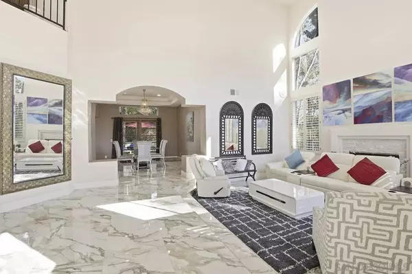 10405 White Birch Dr, San Diego, CA 92131