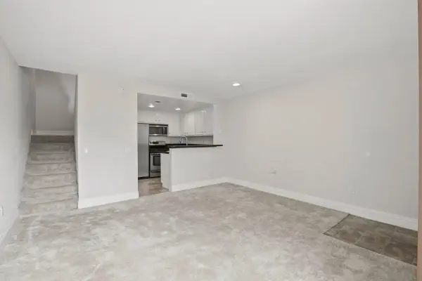 3927 Nobel Dr #42, San Diego, CA 92122
