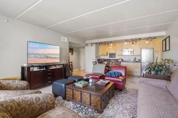 1333 8Th Ave #407, San Diego, CA 92101