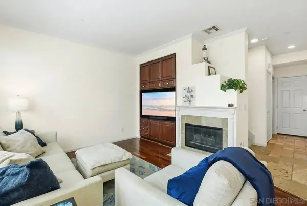 2704 Prato Ln, San Diego, CA 92108