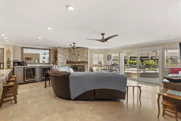 400 N Pacific #113, Oceanside, CA 92054