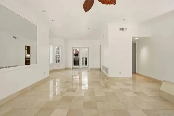 3964 Richmond, San Diego, CA 92103