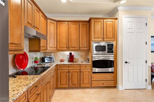 9209 Veneto LN, Naples, FL 34113