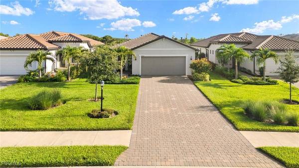20040 Kingmont DR, Estero, FL 33928