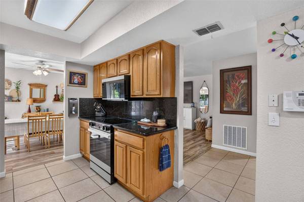 9259 119TH WAY, Seminole, FL 33772