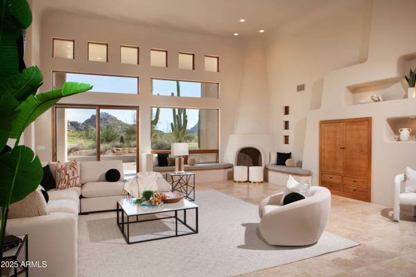 10457 E MONUMENT Drive N, Scottsdale, AZ 85262