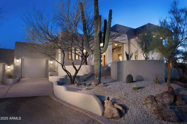 10457 E MONUMENT Drive N, Scottsdale, AZ 85262