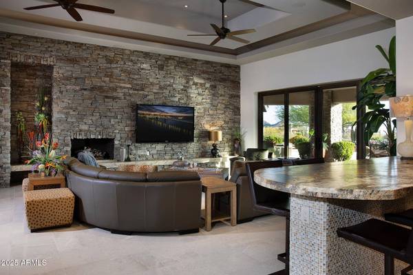 10205 E HAPPY VALLEY Road, Scottsdale, AZ 85255