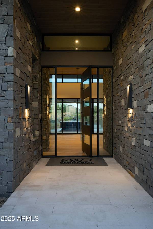 9750 E TROON NORTH Drive, Scottsdale, AZ 85262