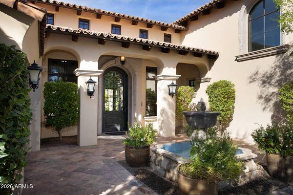 10728 E COTTONTAIL Lane, Scottsdale, AZ 85255
