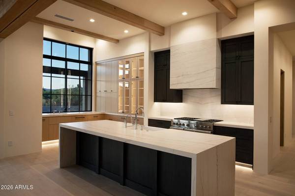 8510 E TECOLOTE Circle, Scottsdale, AZ 85266