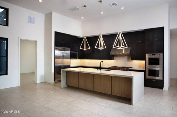 11969 E DESERT WILLOW Drive, Scottsdale, AZ 85255