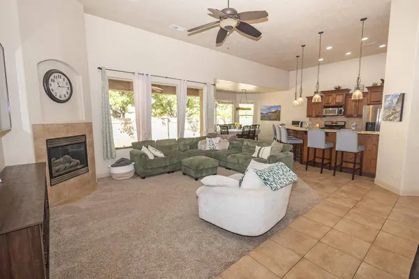 1730 S Arabian WAY, Washington, UT 84780