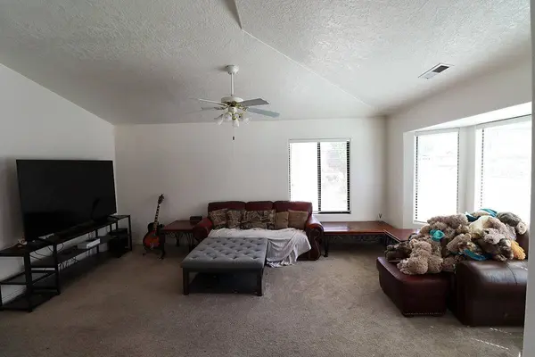 2398 S Canterbury RD, St George, UT 84770