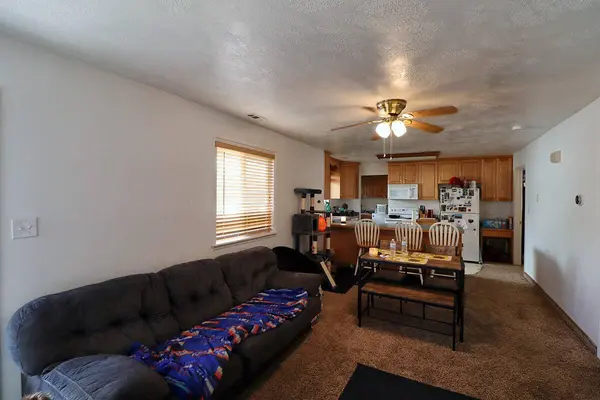 33 Redbluff DR, Hurricane, UT 84737