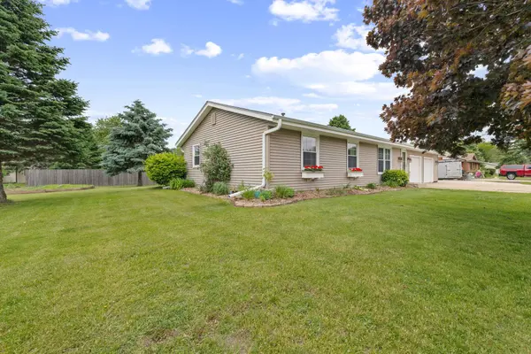 309 East Ave, Eagle, WI 53119