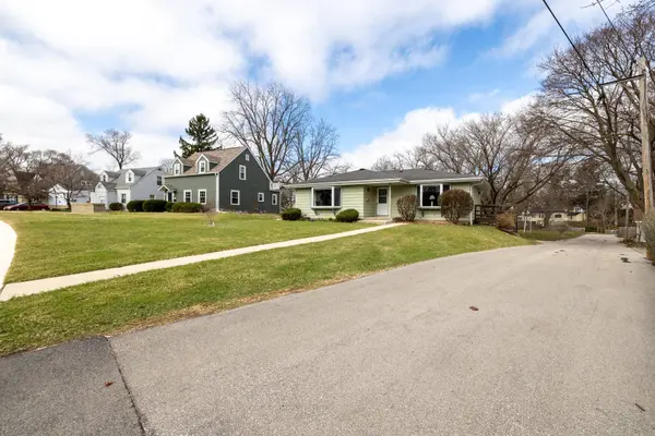 200 S Greenfield Ave, Waukesha, WI 53186