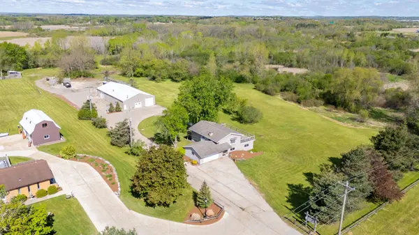 W240S4901 Highway 164 -, Waukesha, WI 53189