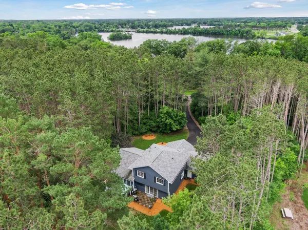 13171 Island View DR NW, Elk River, MN 55330