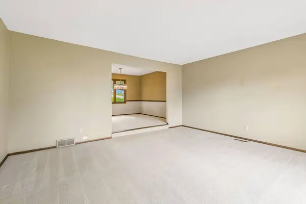 14245 Guthrie AVE, Apple Valley, MN 55124