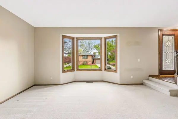 14245 Guthrie AVE, Apple Valley, MN 55124