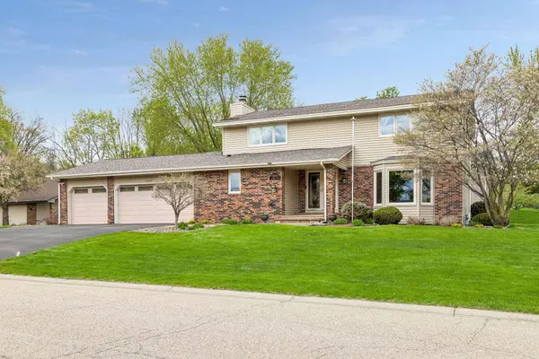 14245 Guthrie AVE, Apple Valley, MN 55124