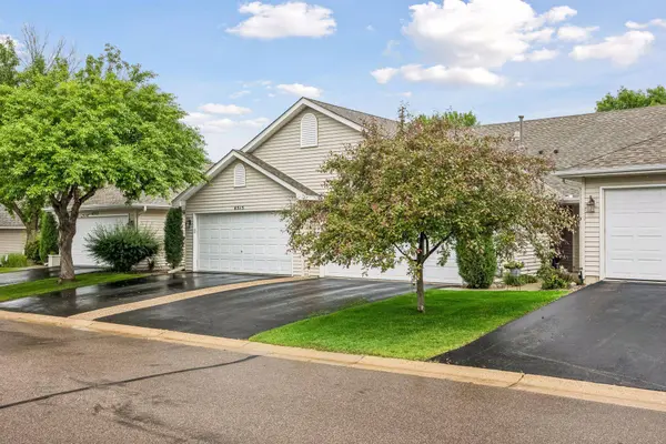 6517 Brook LN, Savage, MN 55378