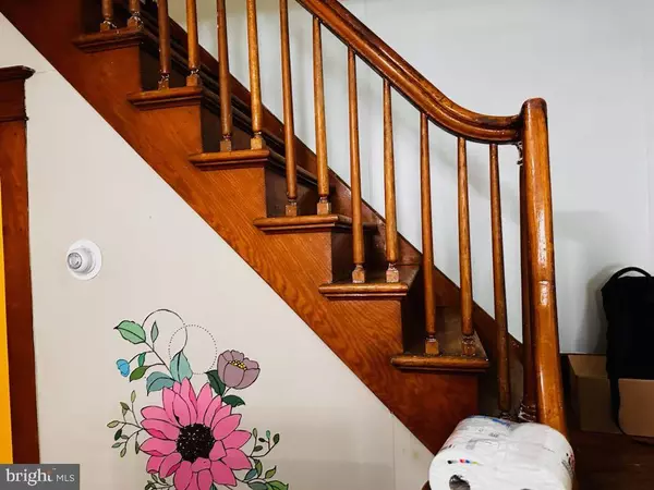 19 S 3RD ST, Shamokin, PA 17872