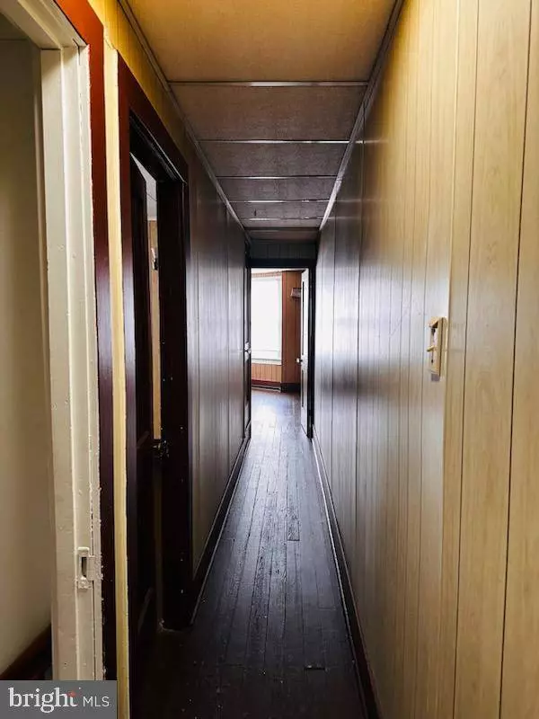 19 S 3RD ST, Shamokin, PA 17872