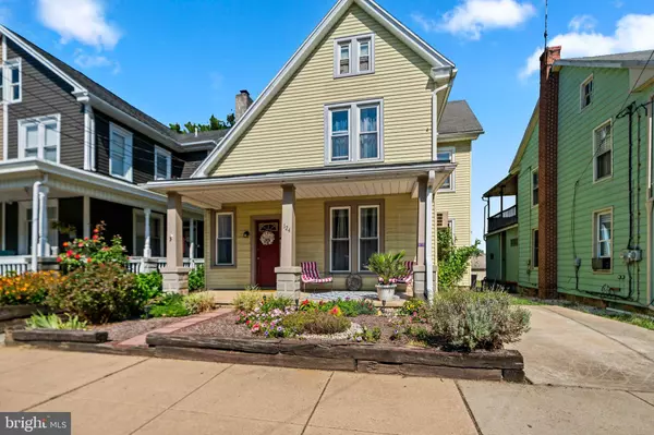 124 WASHINGTON AVE, Ephrata, PA 17522