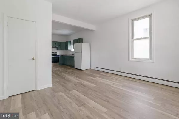 1 E BROAD ST, Annville, PA 17003