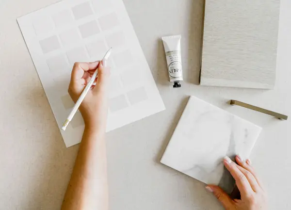 7 Real-Life Renovations That Prove You Shouldn’t Overlook Fixer-Uppers,John M. Ross