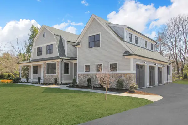 3 Brown Rd, Lexington, MA 02420-1903
