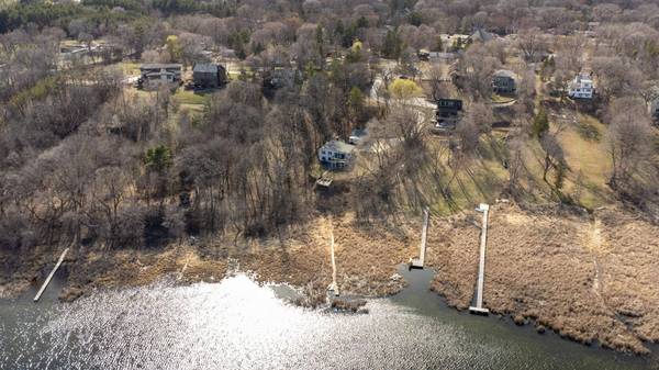 14217 Brunsvold RD, Minnetonka, MN 55345