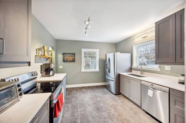 4007 Dupont AVE N, Minneapolis, MN 55412