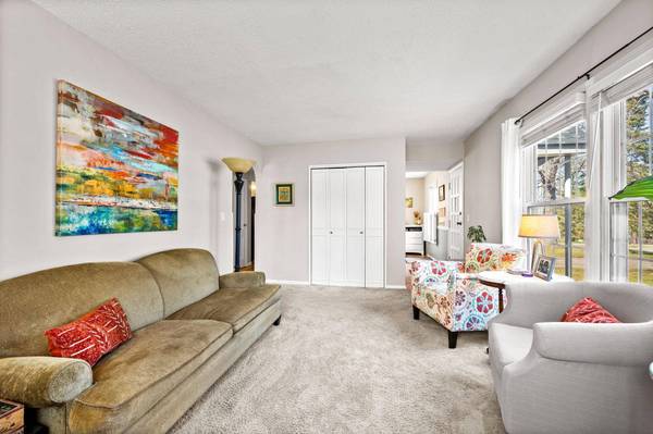 20 Milbert RD, Minnetonka, MN 55305