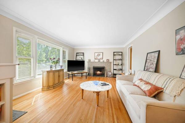 5044 W 56th ST, Edina, MN 55436