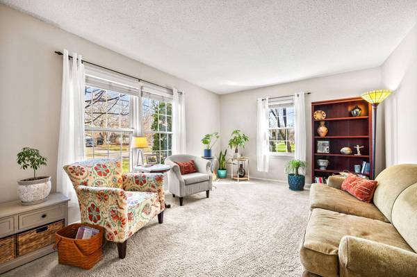 20 Milbert RD, Minnetonka, MN 55305