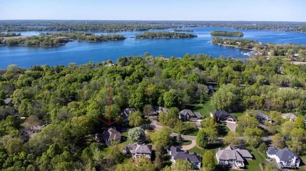 27865 Brynmawr PL, Shorewood, MN 55331