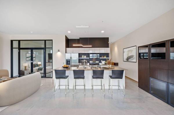 5601 Smetana DR #412, Minnetonka, MN 55343