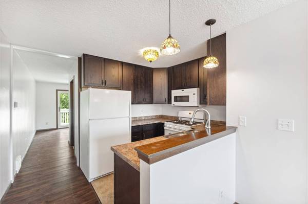 3857 Conroy TRL, Inver Grove Heights, MN 55076