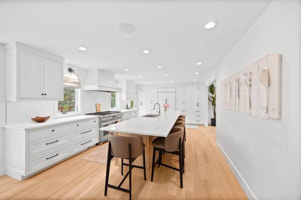 15915 46th AVE N, Plymouth, MN 55446