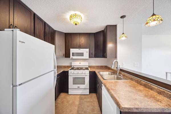 3857 Conroy TRL, Inver Grove Heights, MN 55076