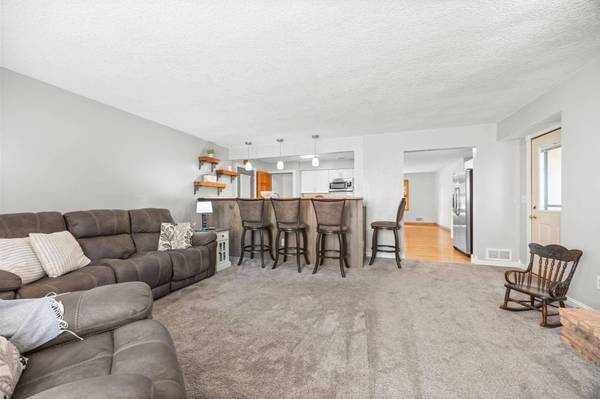 6716 Jefferson ST NE, Fridley, MN 55432