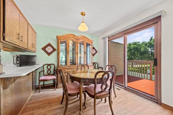 845 Sherwood RD, Shoreview, MN 55126