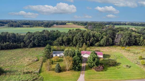 5525 257th AVE NE, Oxford Twp, MN 55079