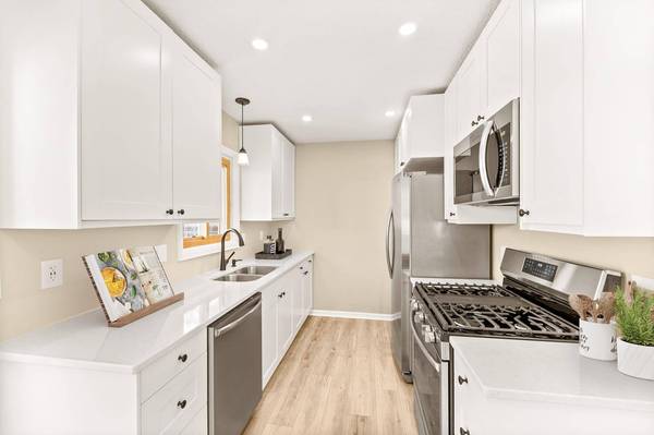 5808 Pearson DR, Brooklyn Center, MN 55429