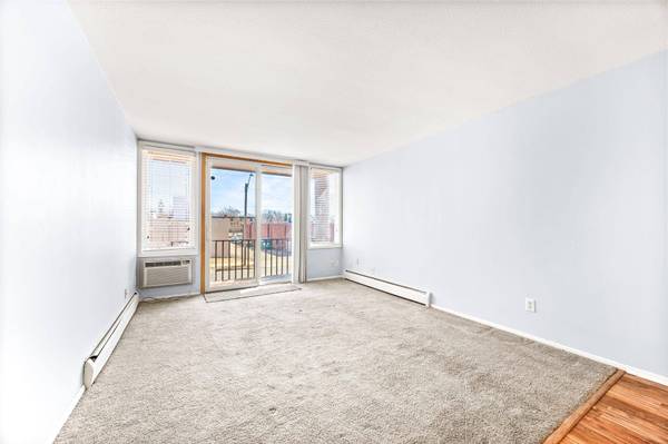 4030 15th AVE S #12C, Minneapolis, MN 55407